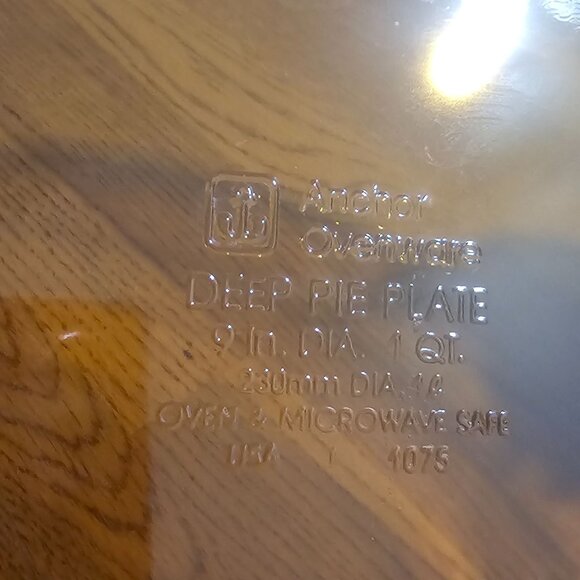 Anchor Hocking Presence Amber Pie Plate 9" deep dish brown 1qt scalloped edges - Picture 6 of 6